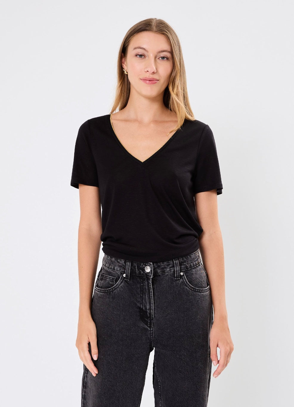 Top en pico con detalle VINOEL de VILA Clothes