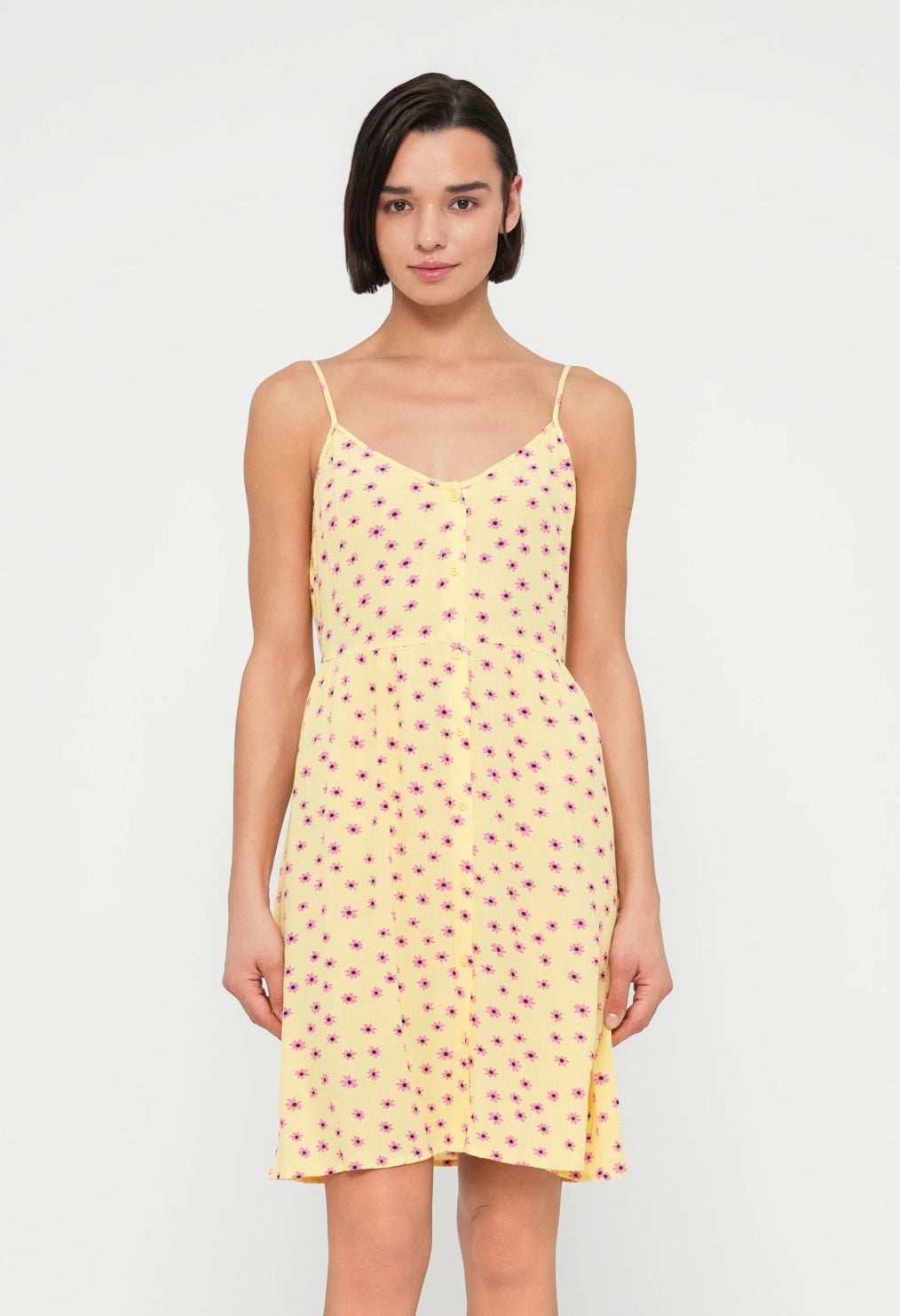 Vestido corto de tirantes  PCEVIE de Pieces